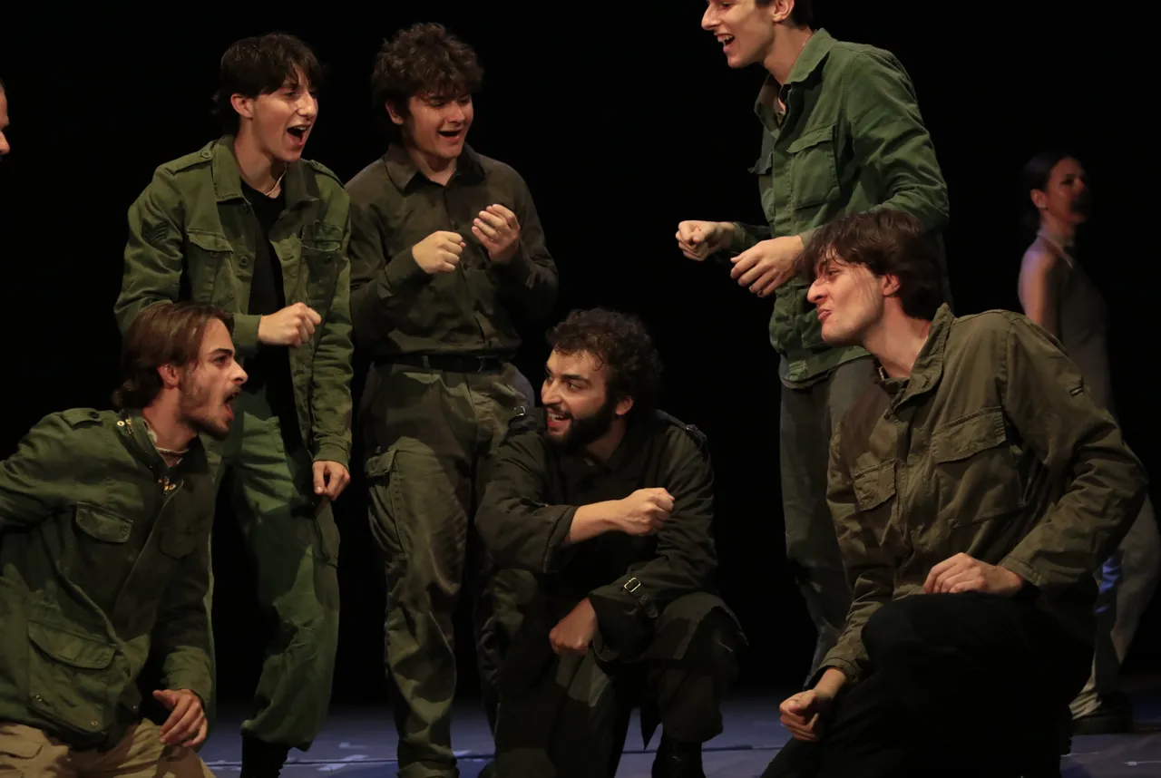 Accademia Internazionale di Teatro Roma - No Sense Ballade / Voci / Funambules … - Anno Accademico 2025/2026 - foto 21