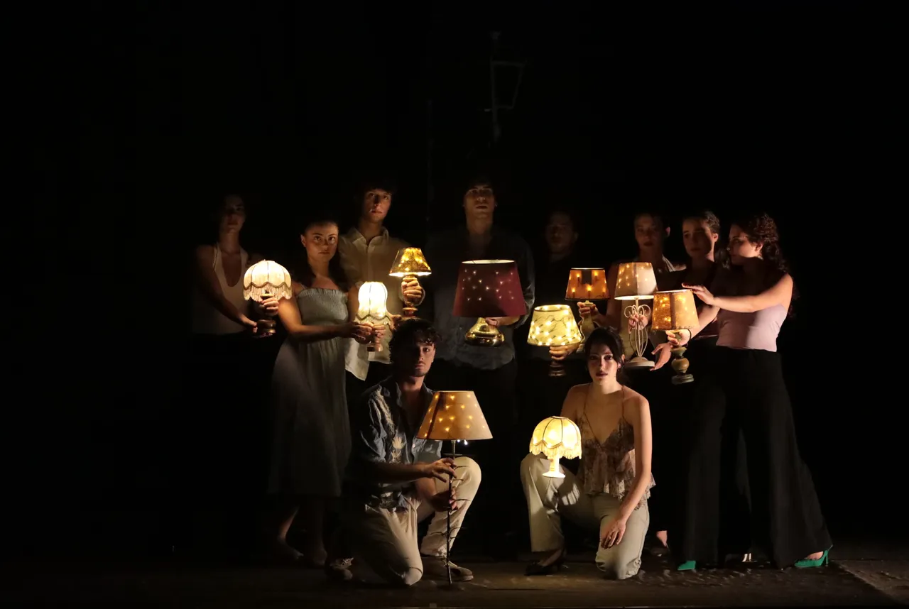 Accademia Internazionale di Teatro Roma - No Sense Ballade / Voci / Funambules … - Anno Accademico 2025/2026 - foto 27
