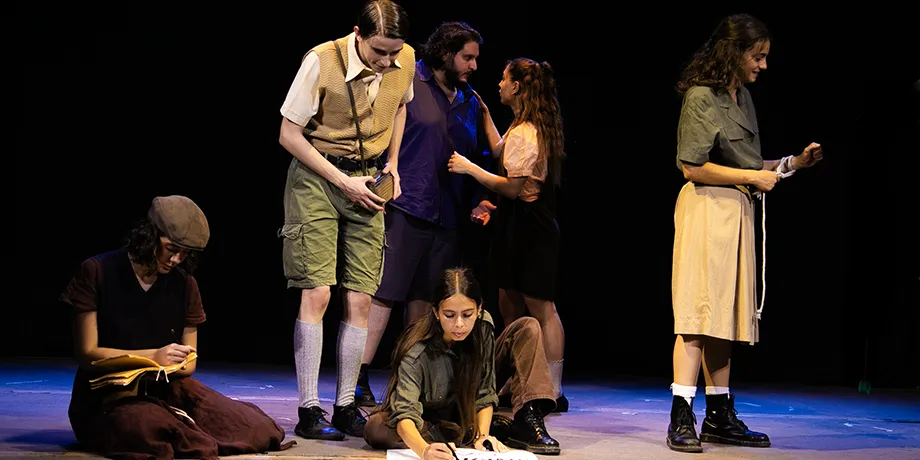Accademia Internazionale di Teatro Roma - Le supplici / Funambules / FavolIsland … - Anno Accademico 2024/2025 - foto 41