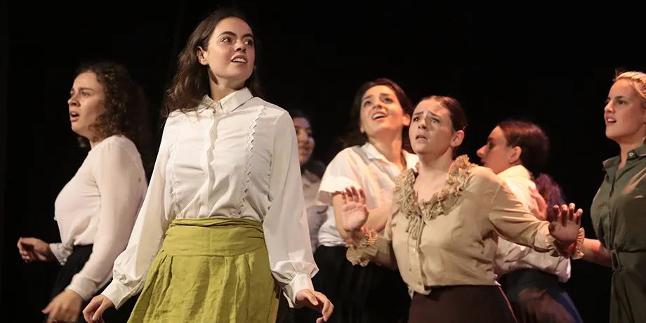Accademia Internazionale di Teatro Roma - Tanti sono i sentieri / Sinfonia / Fà…volare … - Anno Accademico 2023/2024 - foto 4
