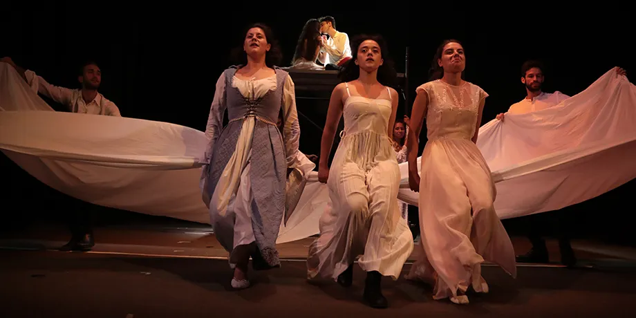 Accademia Internazionale di Teatro Roma - La Saga Troiana / Che atmosFiera! / È tempo di luce … - Anno Accademico 2020/2021 - foto 34