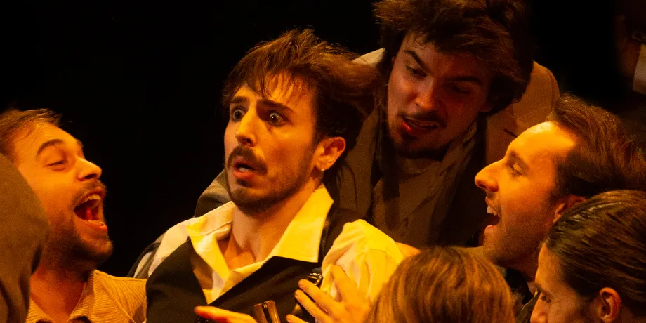 Accademia Internazionale di Teatro Roma - Al di là del muro / Ballata per anime sole / Le mutevoli forme dell'Amore … - Anno Accademico 2019/2020 - foto 10