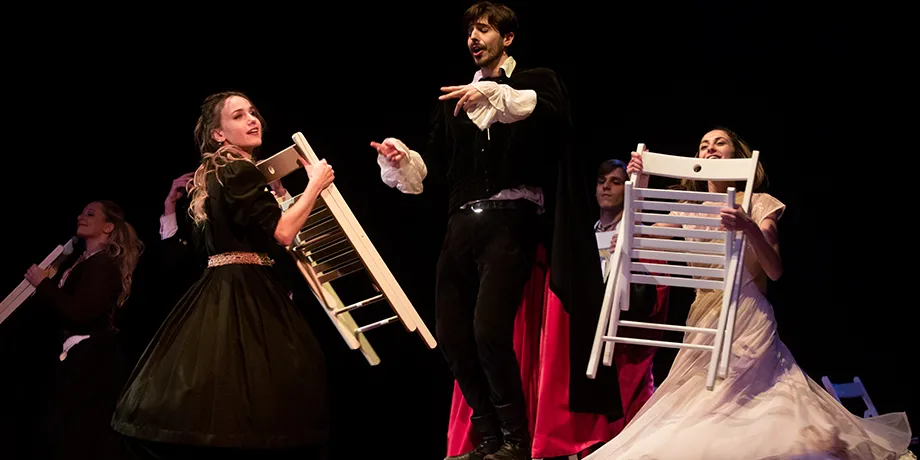Accademia Internazionale di Teatro Roma - Al di là del muro / Ballata per anime sole / Le mutevoli forme dell'Amore … - Anno Accademico 2019/2020 - foto 17