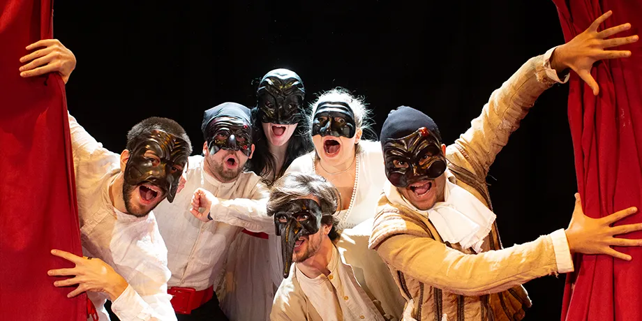 Accademia Internazionale di Teatro Roma - Al di là del muro / Ballata per anime sole / Le mutevoli forme dell'Amore … - Anno Accademico 2019/2020 - foto 2