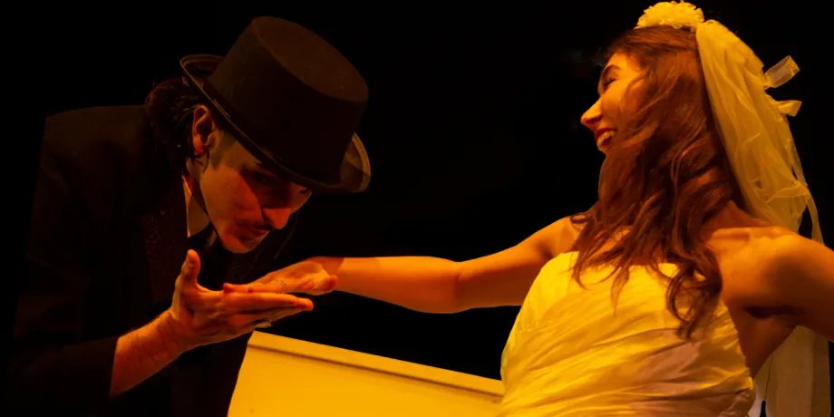 Accademia Internazionale di Teatro Roma - Al di là del muro / Ballata per anime sole / Le mutevoli forme dell'Amore … - Anno Accademico 2019/2020 - foto 7