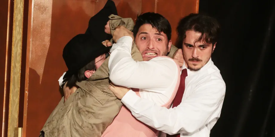 Accademia Internazionale di Teatro Roma - Assurde discrepanze / Le visioni di Prospero: viaggio nelle opere di Shakespeare / Così è la farsa così è la vita: Bang … - Anno Accademico 2018/2019 - foto 23