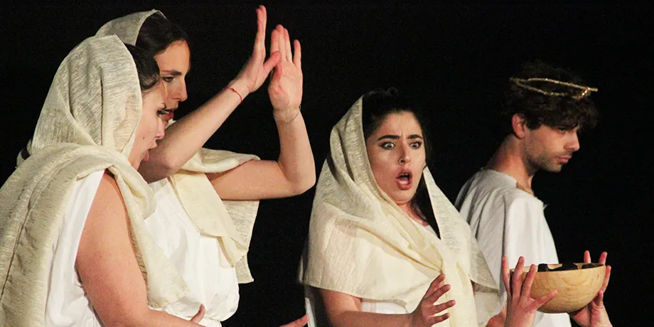 Accademia Internazionale di Teatro Roma - Assurde discrepanze / Le visioni di Prospero: viaggio nelle opere di Shakespeare / Così è la farsa così è la vita: Bang … - Anno Accademico 2018/2019 - foto 50