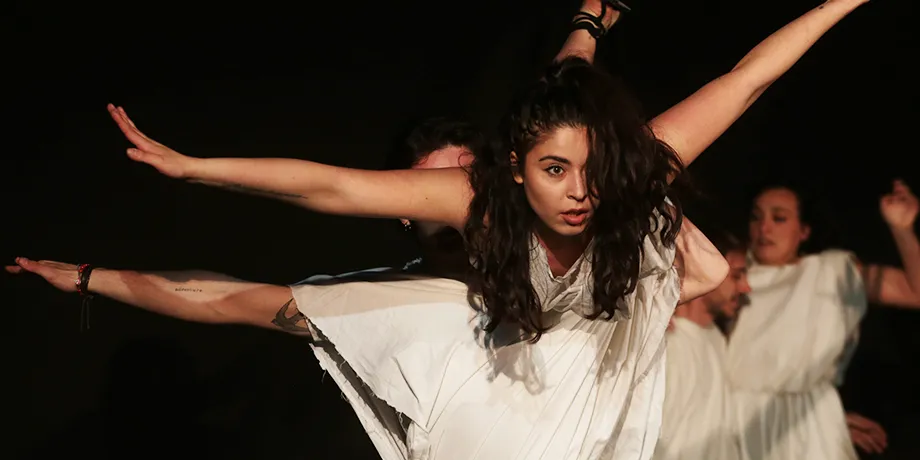 Accademia Internazionale di Teatro Roma - Assurde discrepanze / Le visioni di Prospero: viaggio nelle opere di Shakespeare / Così è la farsa così è la vita: Bang … - Anno Accademico 2018/2019 - foto 54