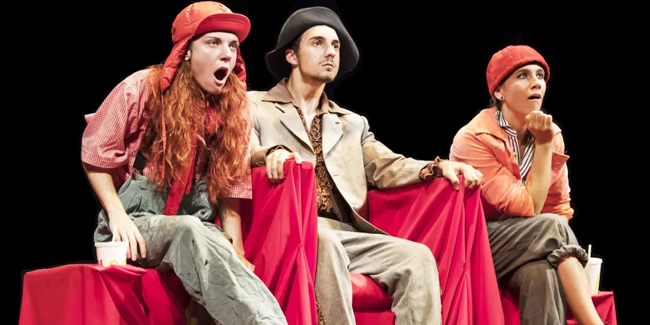 Accademia Internazionale di Teatro Roma - Comedyfobia / Delirio Assurdante: Il compleanno, In panne, Il re muore, La cantatrice calva, I fisici / Lacrime e affanni … - Anno Accademico 2016/2017 - foto 21