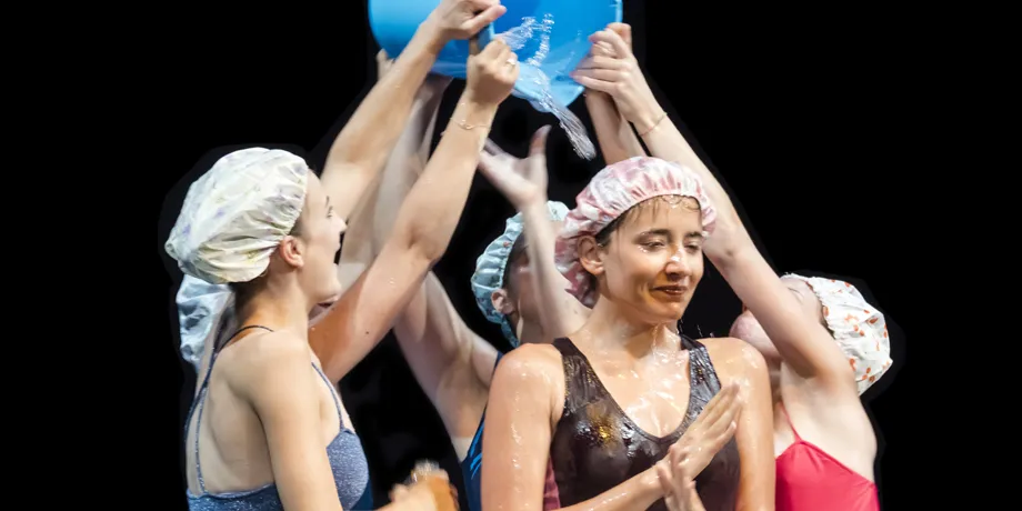 Accademia Internazionale di Teatro Roma - Comedyfobia / Delirio Assurdante: Il compleanno, In panne, Il re muore, La cantatrice calva, I fisici / Lacrime e affanni … - Anno Accademico 2016/2017 - foto 22