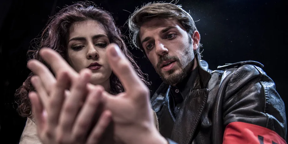 Accademia Internazionale di Teatro Roma - Gli Uccelli / La radice del grido / Assurdo al cubo … - Anno Accademico 2015/2016 - foto 20