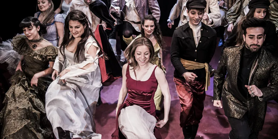 Accademia Internazionale di Teatro Roma - Gli Uccelli / La radice del grido / Assurdo al cubo … - Anno Accademico 2015/2016 - foto 25