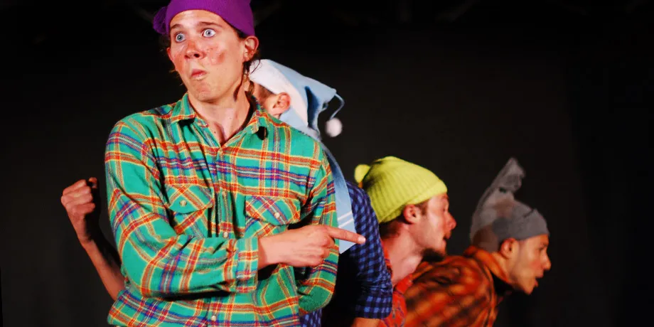 Accademia Internazionale di Teatro Roma - Cassandra / Favolerie e non / Drin Dream … - Anno Accademico 2014/2015 - foto 6