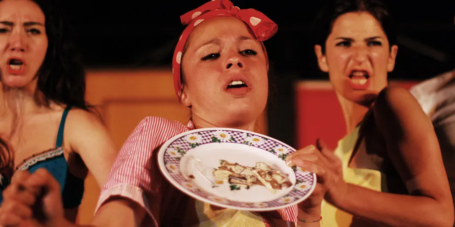 Accademia Internazionale di Teatro Roma - Cassandra / Favolerie e non / Drin Dream … - Anno Accademico 2014/2015 - foto 22