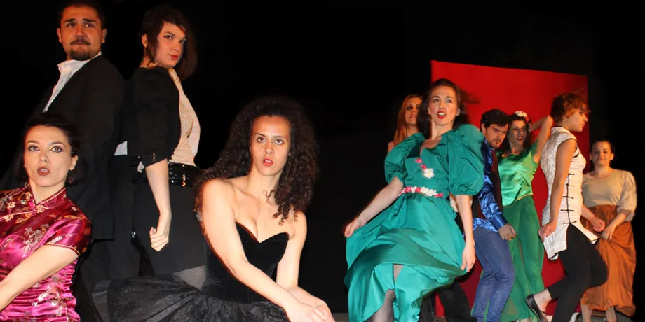 Accademia Internazionale di Teatro Roma - Atomic Century / Ah! Il Melò... / Giovanna Dark … - Anno Accademico 2013/2014 - foto 4