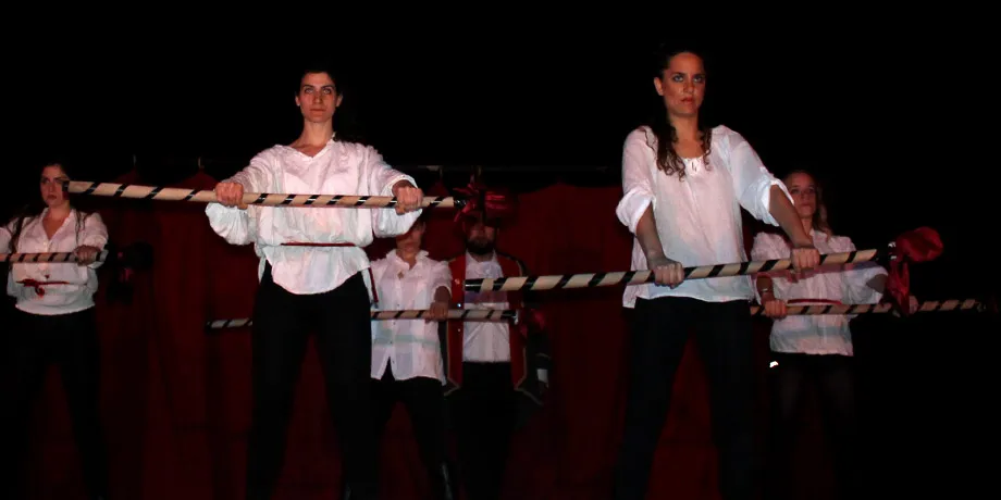 Accademia Internazionale di Teatro Roma - Atomic Century / Ah! Il Melò... / Giovanna Dark … - Anno Accademico 2013/2014 - foto 15