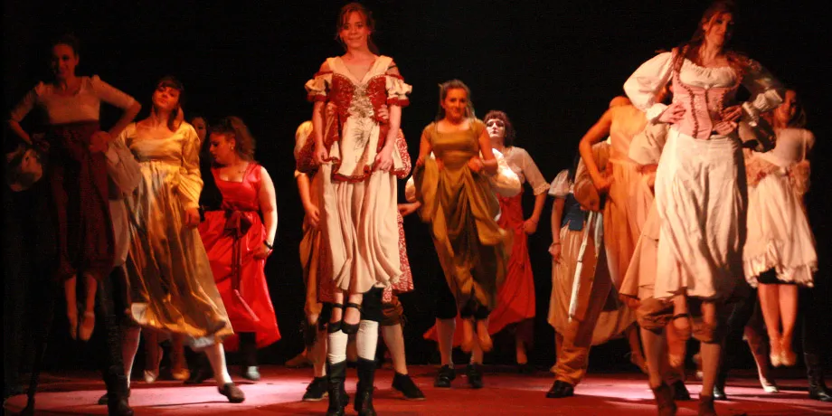Accademia Internazionale di Teatro Roma - Guarda la luna / Bodas de Sangre / La cavalcata storica dei gangster - Anno Accademico 2012/2013 - foto 18