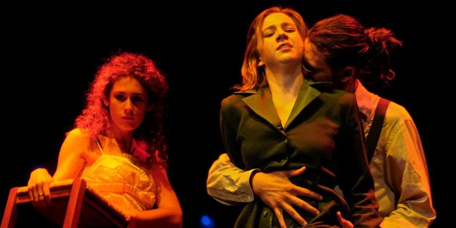 Accademia Internazionale di Teatro Roma - Antigone / Lettere da Granada / Coming Godot - Anno Accademico 2009/2010 - foto 6