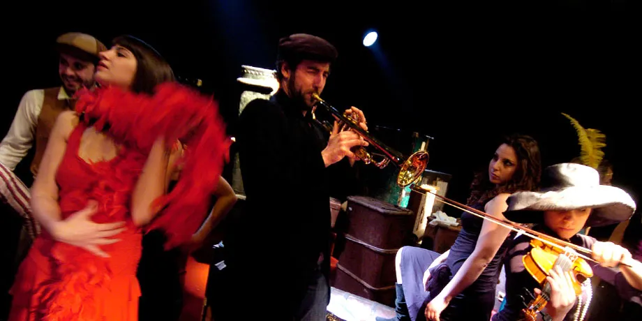 Accademia Internazionale di Teatro Roma - Cafè Dada / Tra Oriente e Occidente / Shakespeare: tragedie e commedie … - Anno Accademico 2006/2007 - foto 2