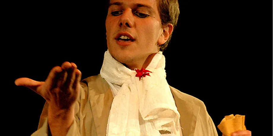 Accademia Internazionale di Teatro Roma - Tivvucumprà / Noises Off / La dodicesima notte - Anno Accademico 2004/2005 - foto 1