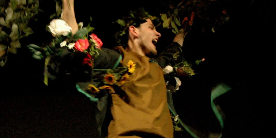 Accademia Internazionale di Teatro Roma - Tivvucumprà / Noises Off / La dodicesima notte - Anno Accademico 2004/2005 - foto 6
