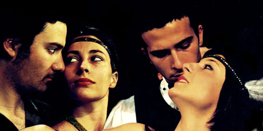 Accademia Internazionale di Teatro Roma - Voci di guerra / Disincantando / Nel solito tram tram … - Anno Accademico 2001/2002 - foto 2