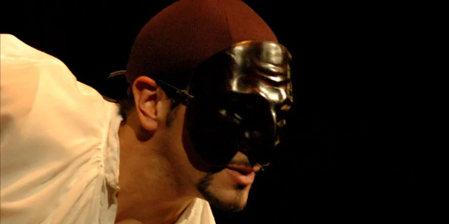 Accademia Internazionale di Teatro Roma - Blu oceano / Sardine in cerca d'autore / E il treno va … - Anno Accademico 2000/2001 - foto 4