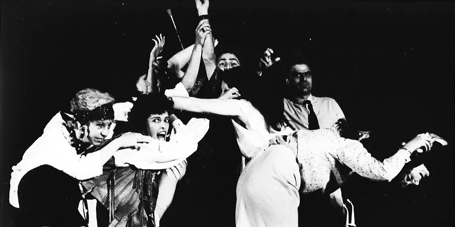 Accademia Internazionale di Teatro Roma - Fotoromanzo / La Ballata del Grande Macabro / Capuccetto rosso sangue … - Anno Accademico 1987/1988 - foto 4