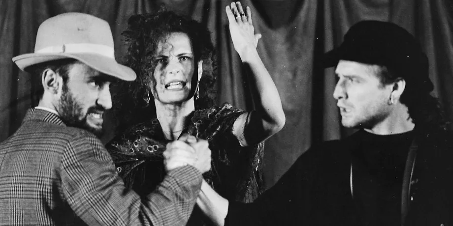 Accademia Internazionale di Teatro Roma - Fotoromanzo / La Ballata del Grande Macabro / Capuccetto rosso sangue … - Anno Accademico 1987/1988 - foto 6